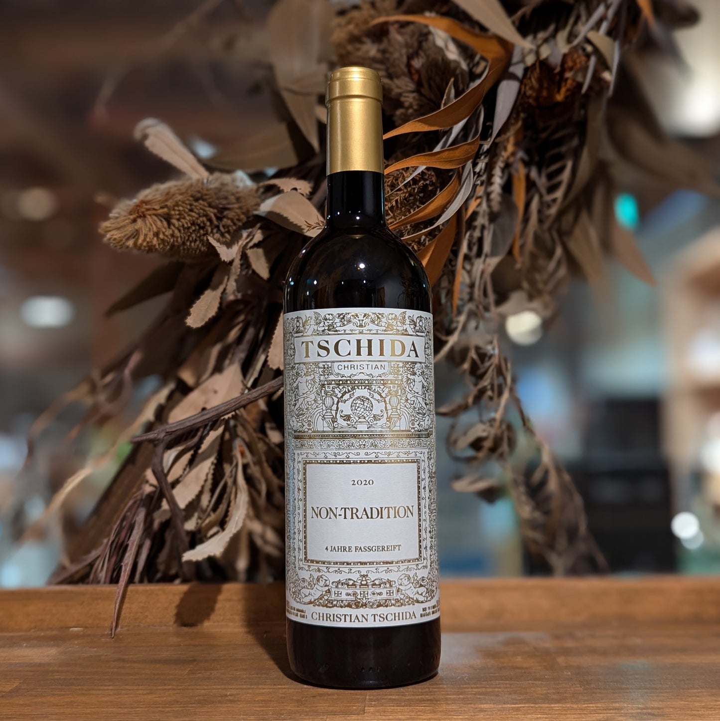 ノン・トラディション・ヴァイス 樽熟成4年 2020